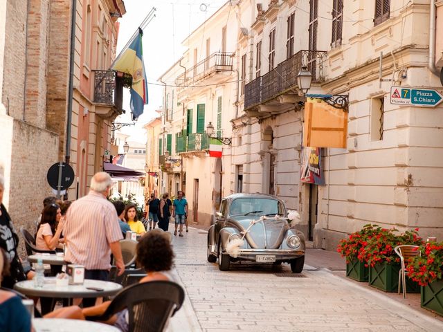 Il matrimonio di Orazio e Federica a Città Sant&apos;Angelo, Pescara 23