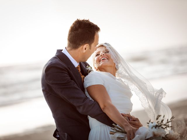 Il matrimonio di Dominique e Marco a Forte dei Marmi, Lucca 42