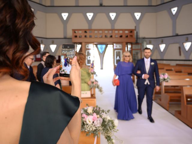 Il matrimonio di Rossella e Luigi a Torre del Greco, Napoli 16