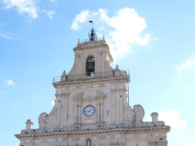 Il matrimonio di Giuseppe  e Carmen a Floridia, Siracusa 3