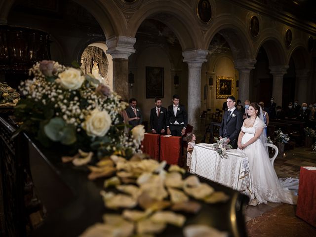 Il matrimonio di Mattia e Ilaria a Cantù, Como 28