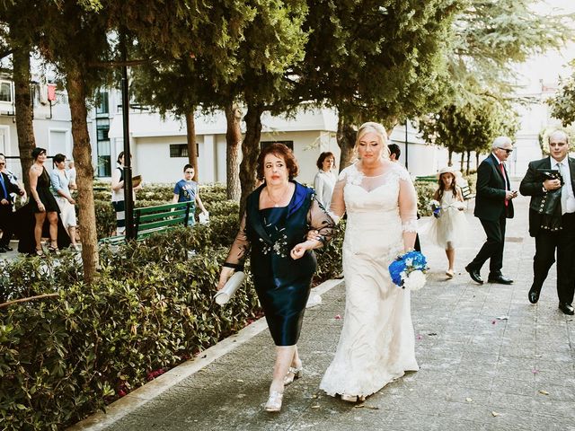 Il matrimonio di Francesco e Lucrezia a Trani, Bari 8