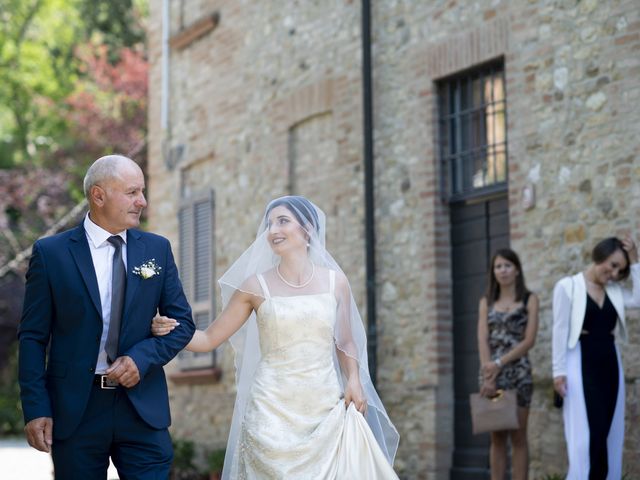 Il matrimonio di Davide e Rossella a Castell&apos;Arquato, Piacenza 21