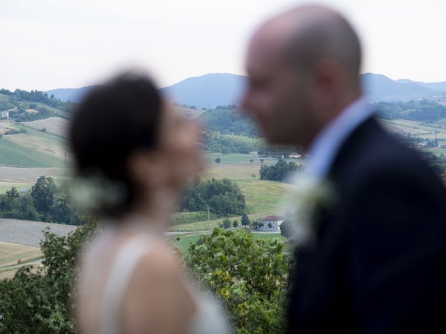 Il matrimonio di Davide e Rossella a Castell&apos;Arquato, Piacenza 37