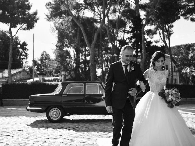 Il matrimonio di Luca e Lidia a Fossacesia, Chieti 26