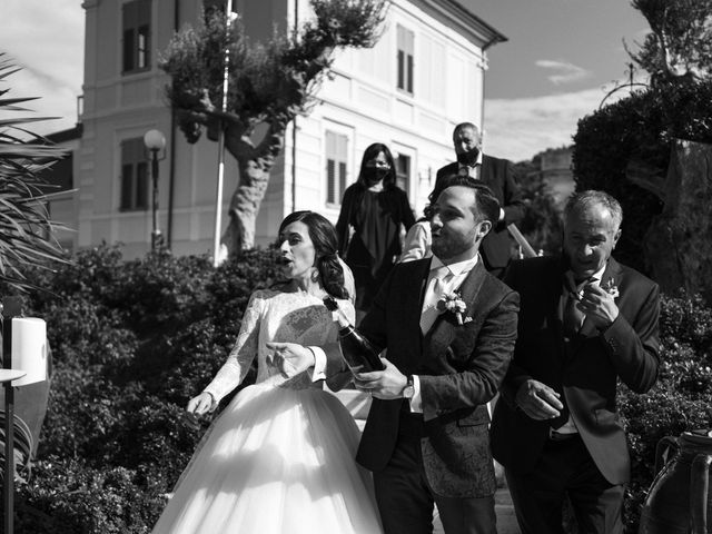 Il matrimonio di Luca e Lidia a Fossacesia, Chieti 51