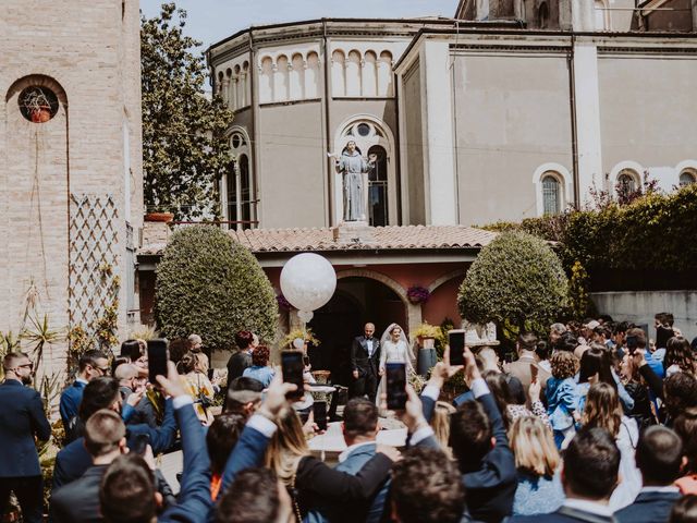 Il matrimonio di Danilo e Giorgia a Città Sant&apos;Angelo, Pescara 8