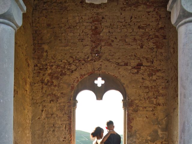 Il matrimonio di Ab, lo sposo e Sara, la sposa a Canale, Cuneo 12
