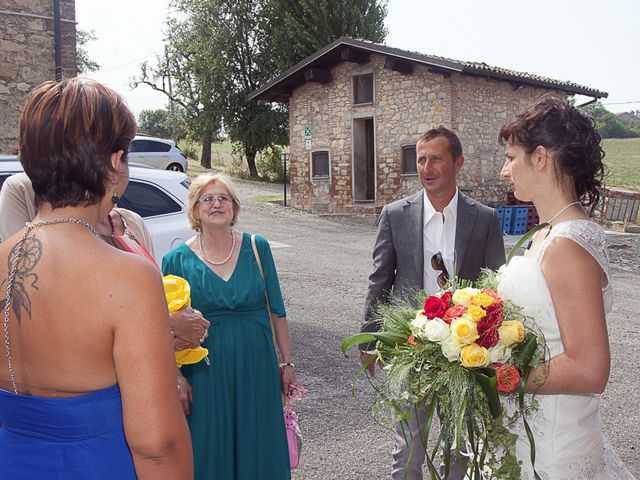 Il matrimonio di Fabio e Roberta a Castello di Serravalle, Bologna 11