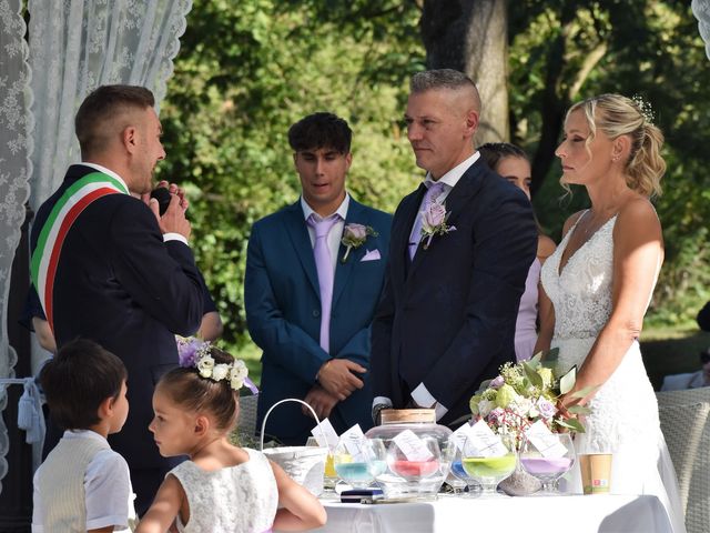 Il matrimonio di Davide Venturini e Michela Brungoli a Vigevano, Pavia 28