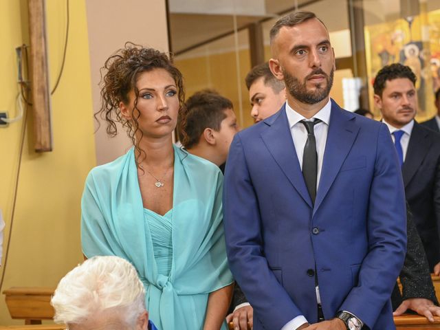 Il matrimonio di Giusy e Giuseppe a Napoli, Napoli 21