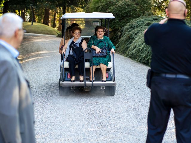 Il matrimonio di George e Chiara a Varese, Varese 34