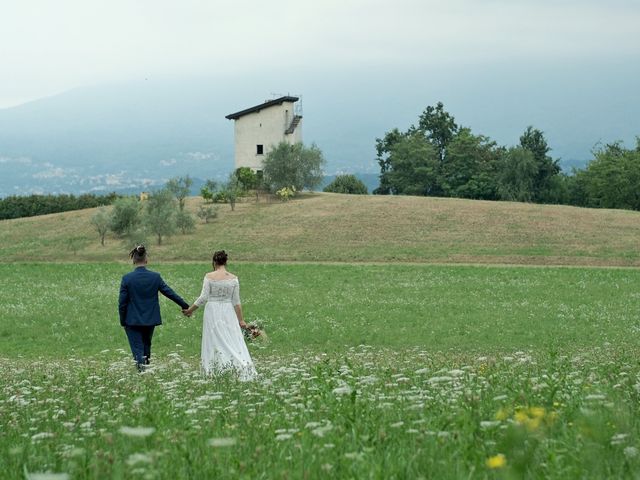 Il matrimonio di Simona e Stefano a Galliate Lombardo, Varese 19