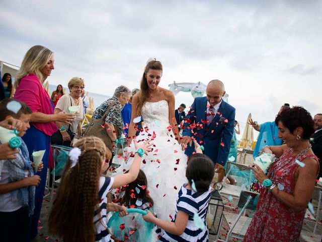 Il matrimonio di Fabio e Sara a Albissola Marina, Savona 27