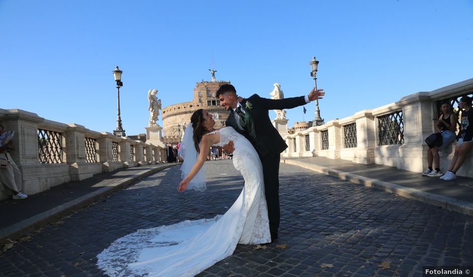 Il matrimonio di Valentina e Riccardo a Fiumicino, Roma