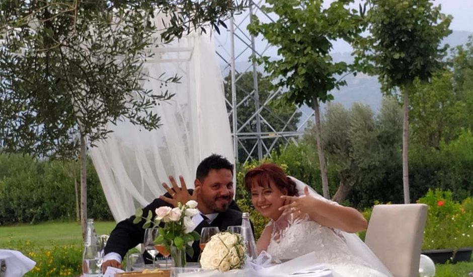 Il matrimonio di Mario e Veronica a Carpinone, Isernia