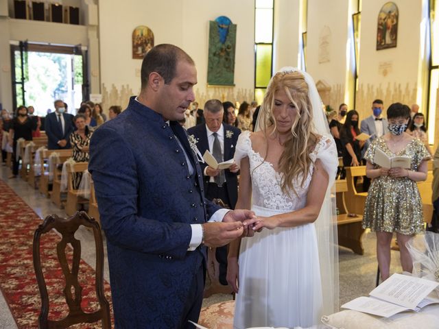 Il matrimonio di Chiara e Luca a Ancona, Ancona 11