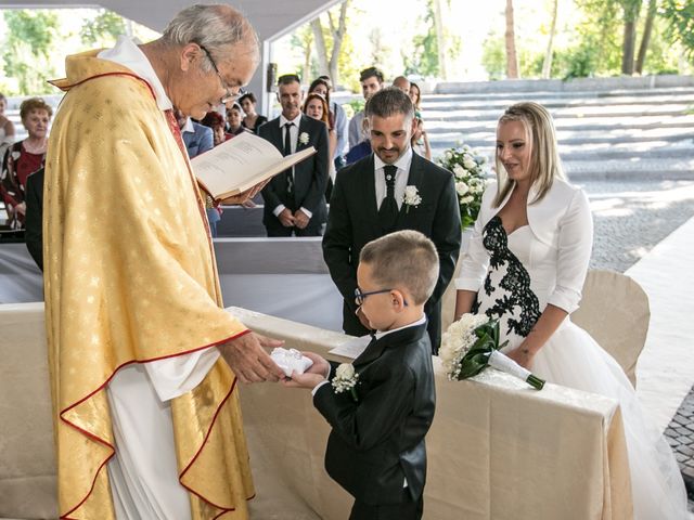 Il matrimonio di Michele e Serena a Albarella, Rovigo 4