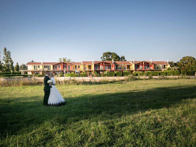 Il matrimonio di Michele e Serena a Albarella, Rovigo 9