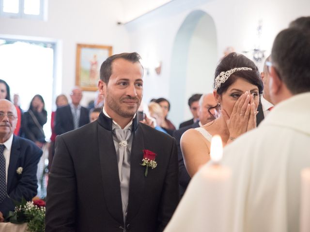 Il matrimonio di Nino e Lisa a Lipari, Messina 18