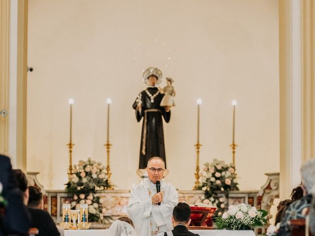 Il matrimonio di Raffaele e Valentina a Bacoli, Napoli 15