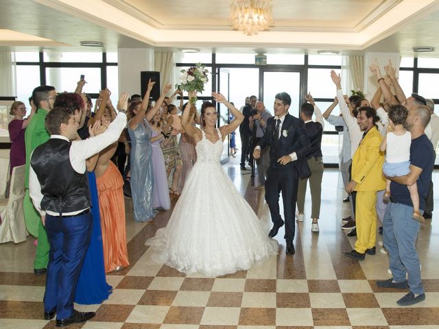 Il matrimonio di Irene e Alessandro a Montecosaro, Macerata 18