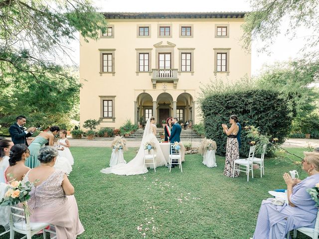 Il matrimonio di Marco e Marika a Lucca, Lucca 22