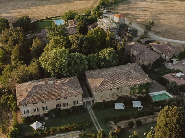 Il matrimonio di Debora e Kevin a Monteriggioni, Siena 38