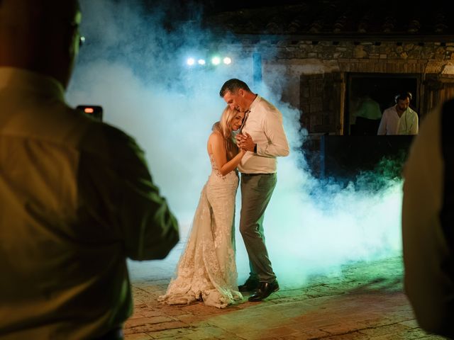 Il matrimonio di Debora e Kevin a Monteriggioni, Siena 110