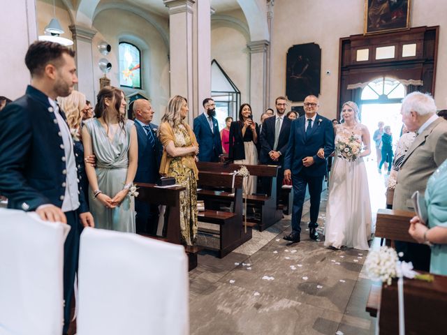 Il matrimonio di Filippo e Martina a Busto Arsizio, Varese 30