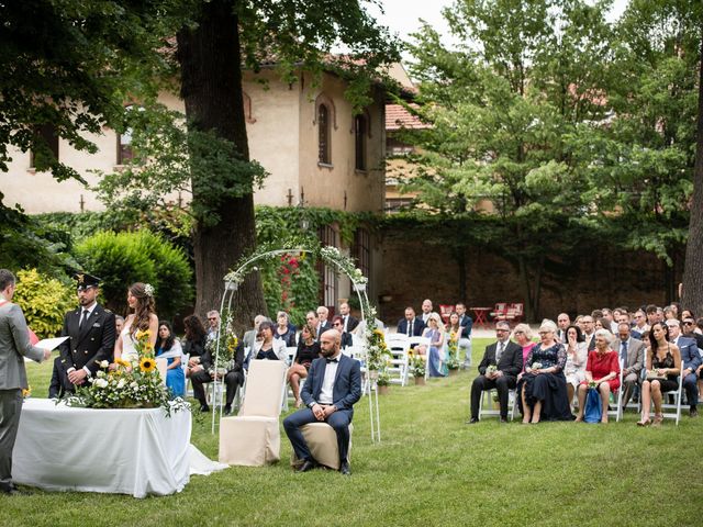 Il matrimonio di Francesco e Micaela a Canale, Cuneo 12