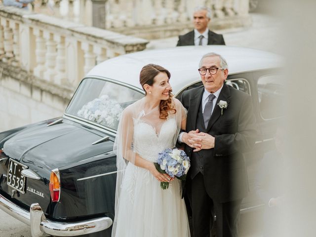 Il matrimonio di Mauro e Leyla a Milazzo, Messina 11