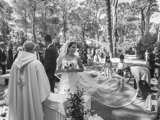 Il matrimonio di Laura e Roberto a Fiumicino, Roma 16