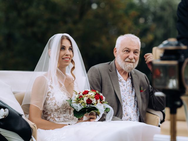 Il matrimonio di Luca e Iside a Malnate, Varese 32