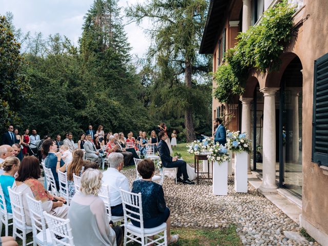 Il matrimonio di Luca e Iside a Malnate, Varese 39