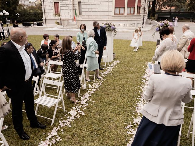 Il matrimonio di Alessandro e Barbara a Tradate, Varese 46