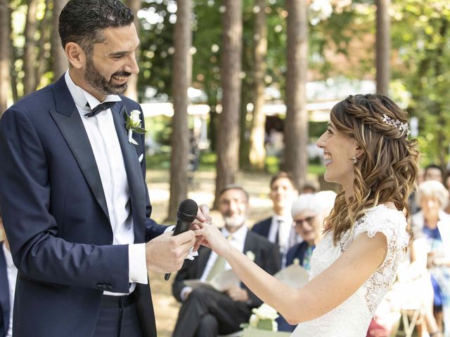 Il matrimonio di Pietro e Laura a Appiano Gentile, Como 91