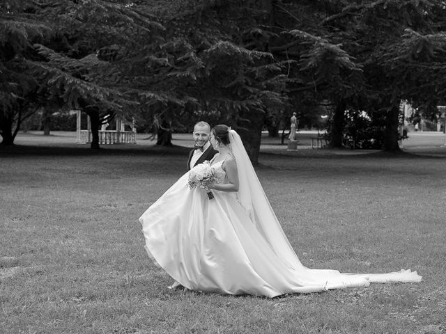 Il matrimonio di Cristian e Laura a Misano di Gera d&apos;Adda, Bergamo 6