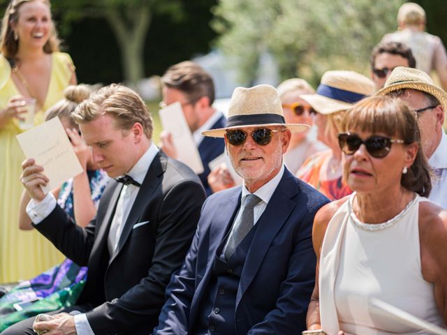 Il matrimonio di Carl e Lina a Barga, Lucca 52