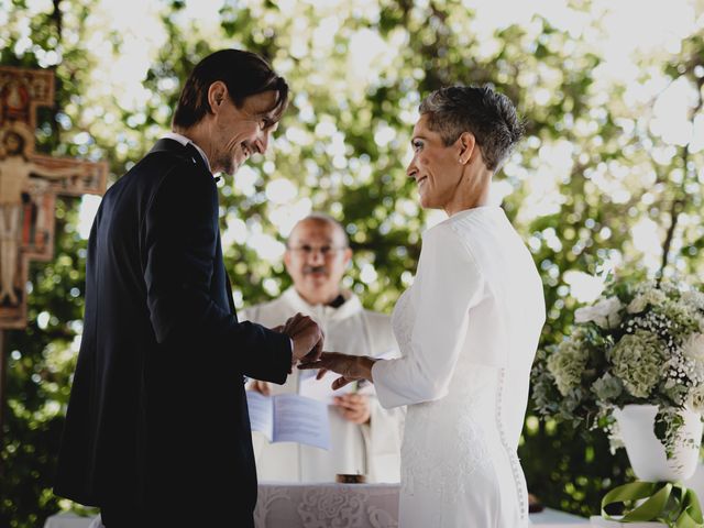 Il matrimonio di Fabio e Consuelo a San Casciano in Val di Pesa, Firenze 40