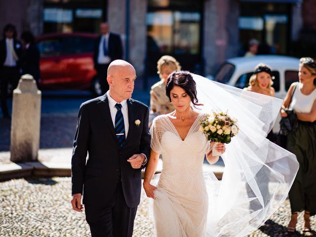 Il matrimonio di Mattia e Anna a Saronno, Varese 14