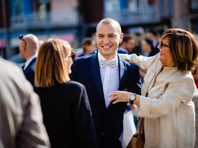 Il matrimonio di Mattia e Anna a Saronno, Varese 25