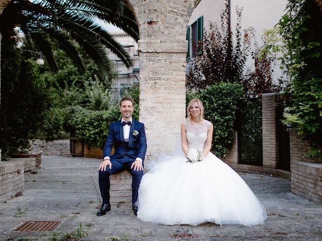 Il matrimonio di Valentina e Daniele a Ancona, Ancona 1