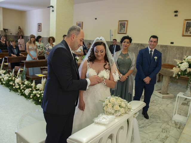 Il matrimonio di Angela e Raffaele a Capaccio Paestum, Salerno 16