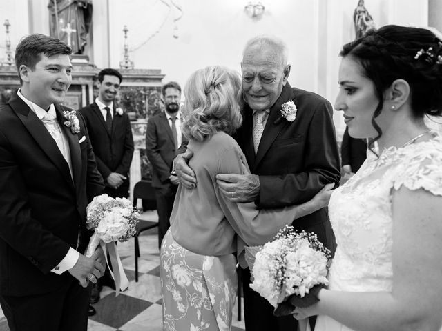 Il matrimonio di Giovanna e Alessandro a Motta Sant'Anastasia, Catania 23