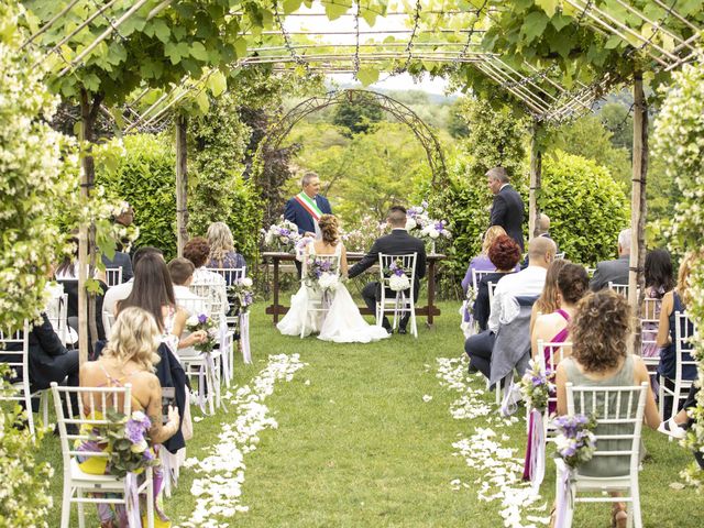 Il matrimonio di Luca e Sara a Monticelli Brusati, Brescia 18