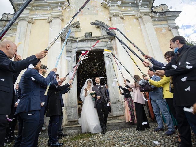 Il matrimonio di Igor e Lucia a Maccagno, Varese 14