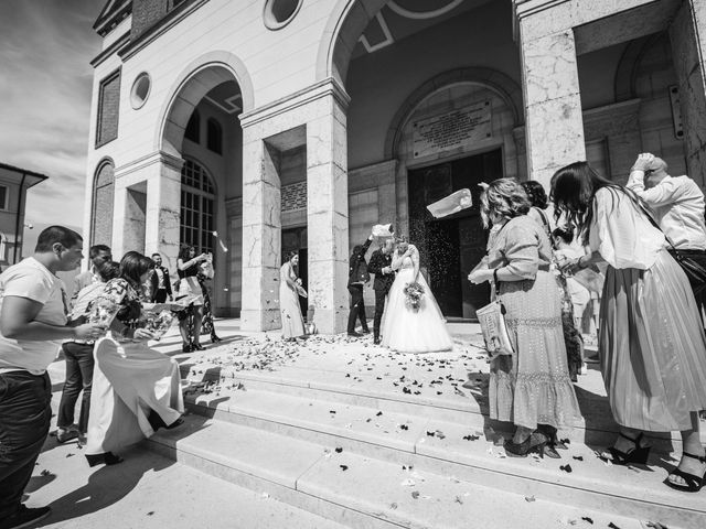 Il matrimonio di Enrico e Maira a Cittadella, Padova 24