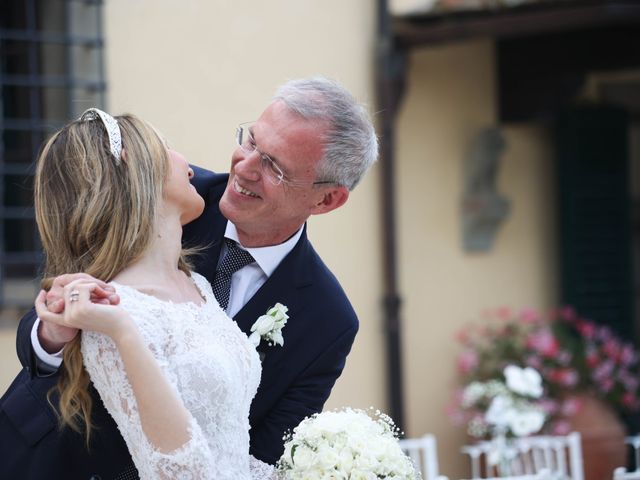 Il matrimonio di Vanessa e Wolfgang a Prato, Prato 35