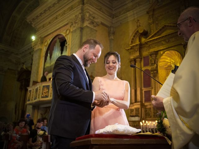 Il matrimonio di Gabriele e Corinna a Torre de&apos; Picenardi, Cremona 33
